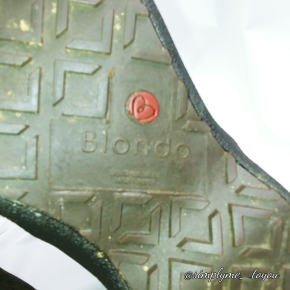 Blondo Black Leather Winter Boots - Picture 5 of 10
